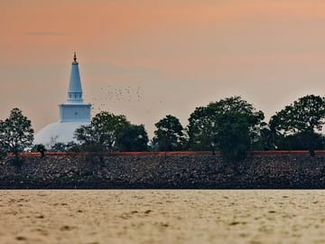 Anuradhapura-And-Aukana-All-Inclusive-Day-Tour-From-Polonnaruwa-1