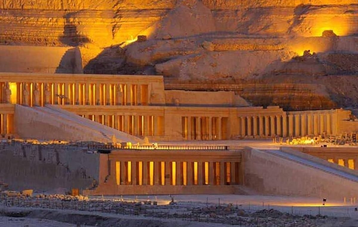 Full Day Tour to East and West Banks of Luxor