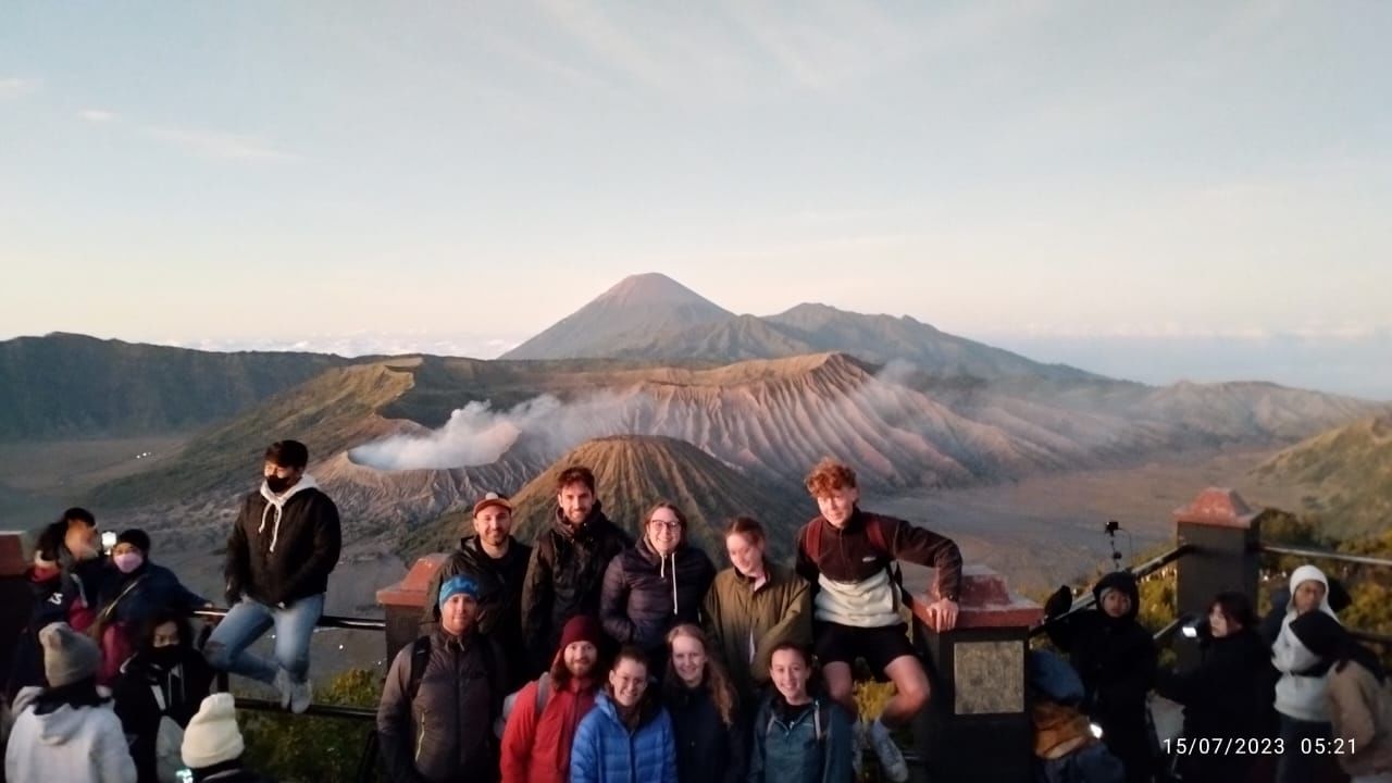 Bromo Sunrise Tour From Probolinggo