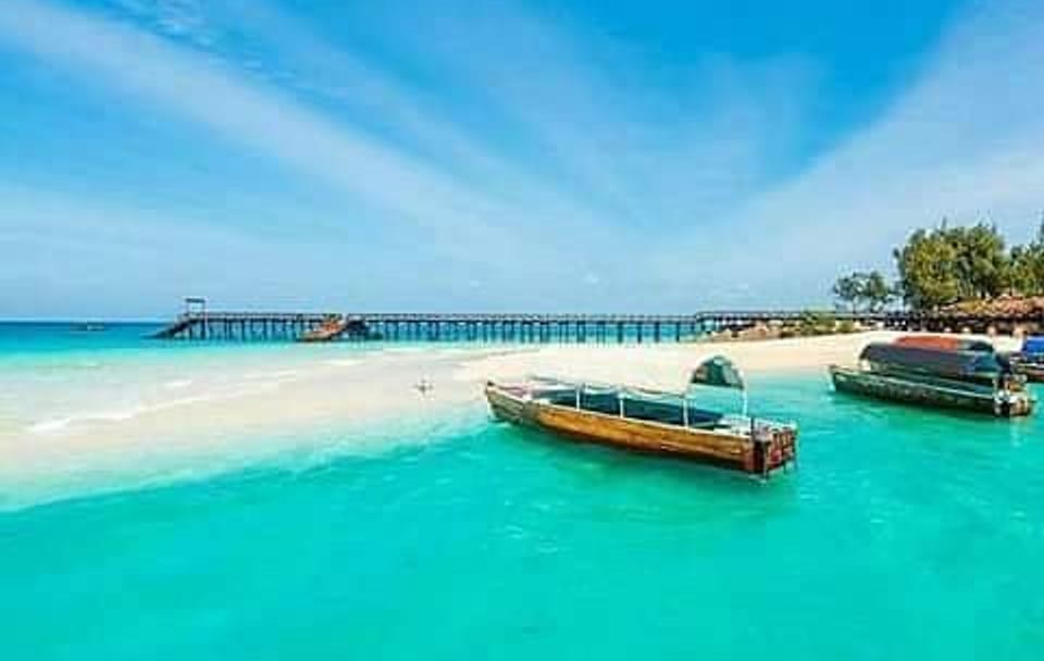 Prison Island and Nakupenda Beach Day Tour in Zanzibar