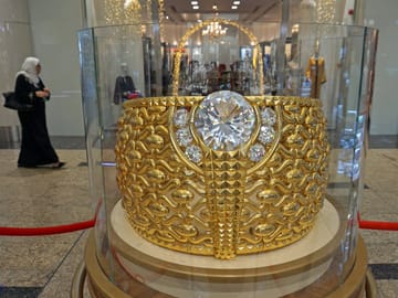 Two-Day Cultural Tour of Dubai and Abu Dhabi