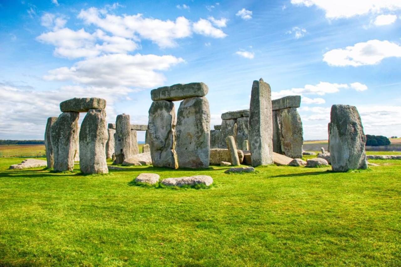 From London: Visit Stonehenge and The Roman Baths