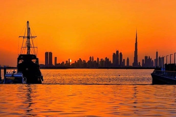 Old & Modern Dubai Tour with Blue Mosque and Miracle Garden 5
