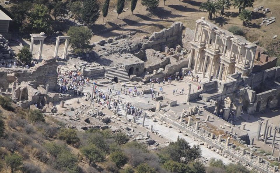 Ephesus and Virgin Mary House Tour from Izmir