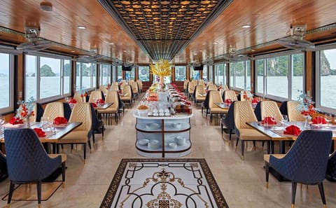 Halong Bay Day Cruise from Hanoi with Scenic Highlights