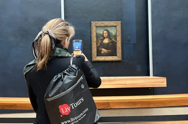 Private Louvre Evening Tour: Highlights Tour with Expert Guide