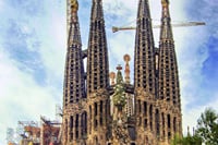 Half Day Private Barcelona City Tour  4