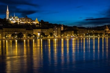 Private Luxury Walking Tour of Budapest's Historic Sites