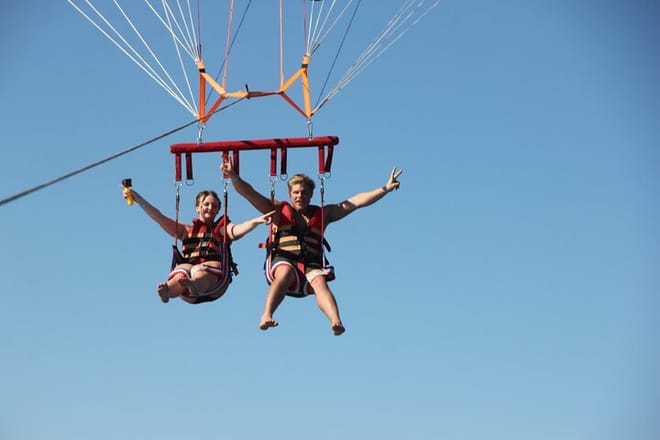 Semi Submarine Snorkeling & Fly Parasailing Adrenaline-Hurghada 9
