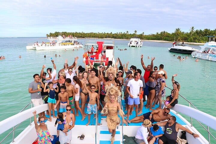 Saona Island Catamaran Tour from Punta Cana 5
