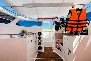 Speedboat Tour of 5 Islands from Phuket to Krabi