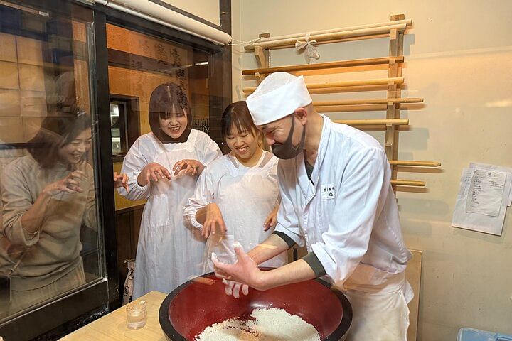 Making and Tasting Japanese Soba Session in Tokyo