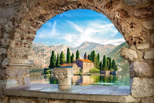 Tour from Kotor to Perast Old Town and Islands Our Lady of the the Rock 