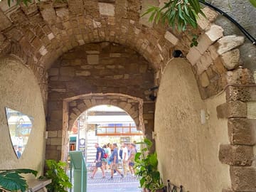 Semi-Private Tour of Aptera and Chania's Historic Sites