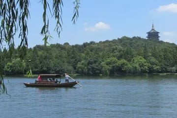 5-Day Bullet Train Tour of Shanghai, Hangzhou, and Suzhou