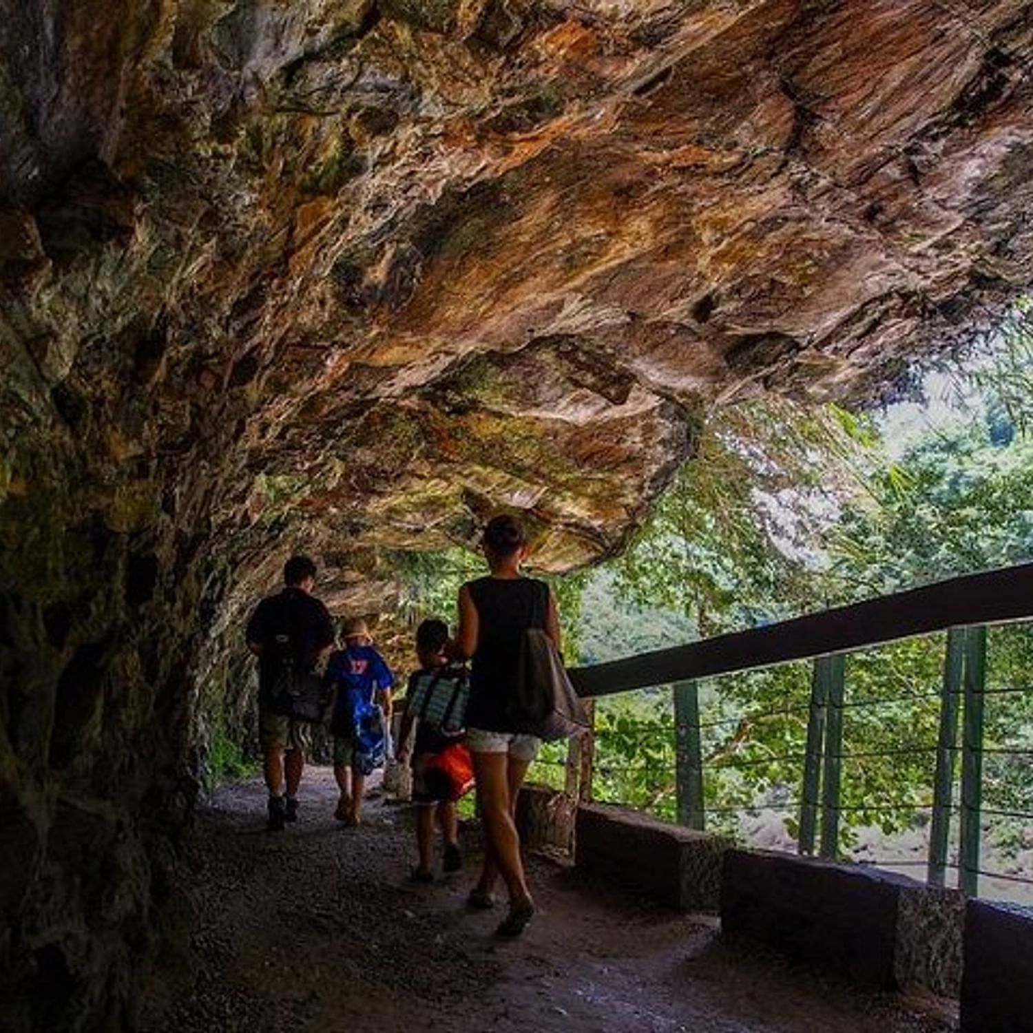 private taroko gorge national park day tour