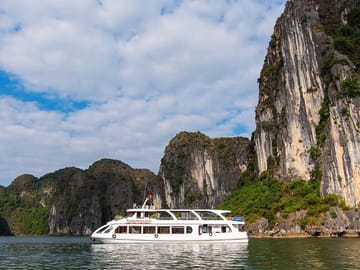 Halong Cruise Day Tour with Lunch, Cave Explore & Titop Island