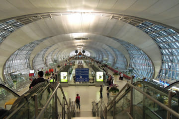 Bangkok Fast-Track Airport Service with Guided Assistance