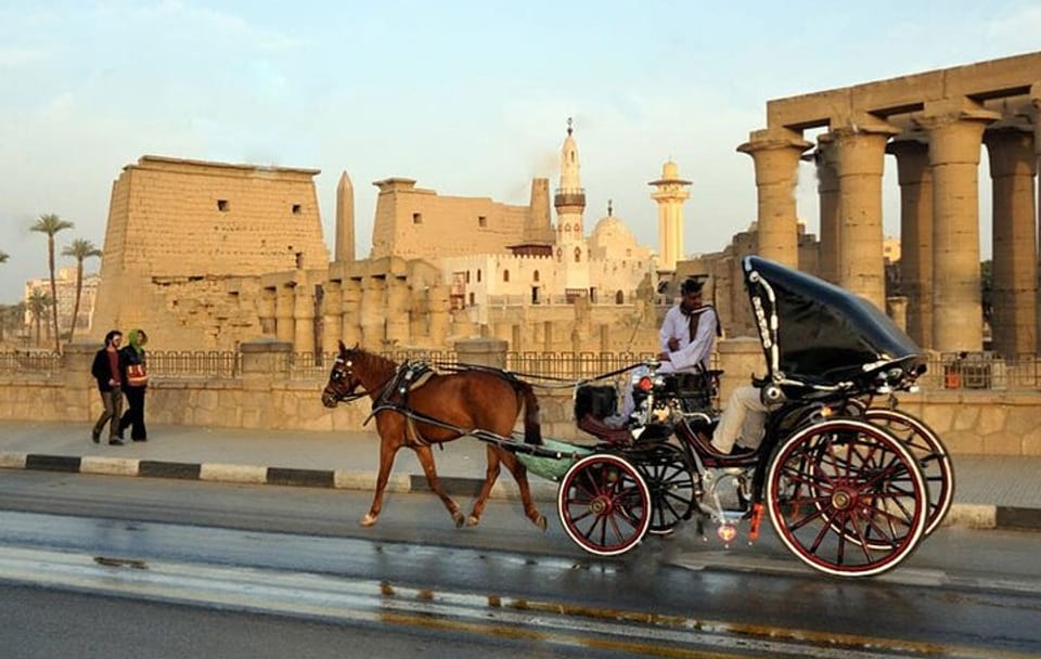 Luxor City Tour by Horse Carriage: Explore the Nile Corniche