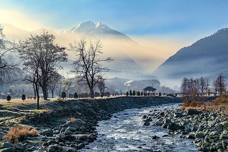 4-Days Getaway to Kashmir from Srinagar