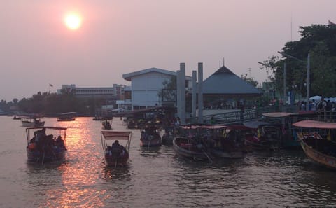 Maeklong Railway Market and Amphawa Floating Market Tour