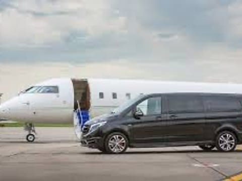 KEF Airport Transfer from and to , photo 2