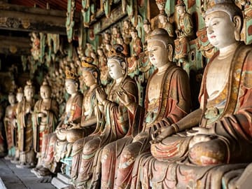 Pingyao and Shuanglin Temple Painted Buddha Day Tour