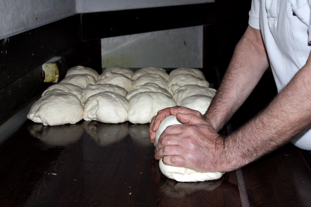 Help the hosts: Breadmaking, Yoghurt making and Cattle Keeping 5