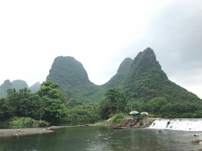 Private Day Tour to Yangshuo from Guilin: Yulong River, Li River Boat and More