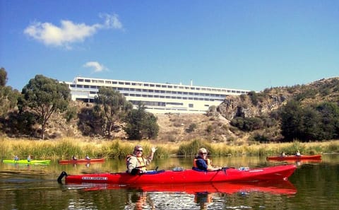 Kayaking Tour of Uros Floating Islands on Lake Titicaca