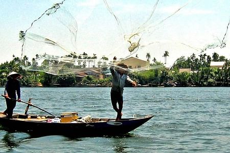 Explore Kim Bong, Tra Nhieu & Cam Thanh Villages by Bike Tour