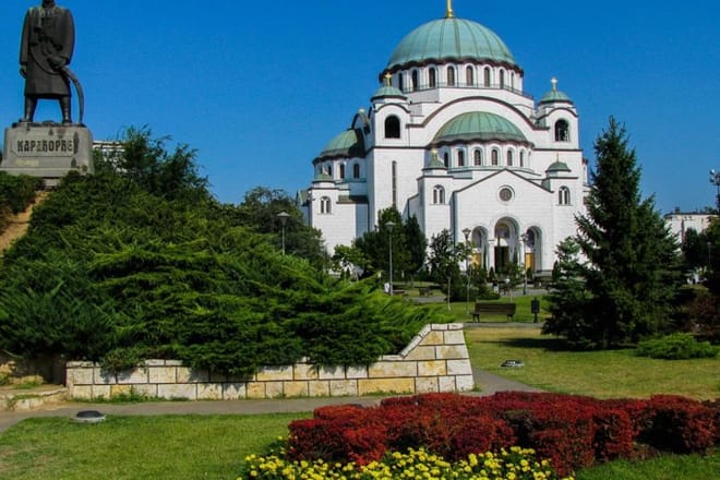 PRIVATE Belgrade Big Tour: Top Attractions and Belgrade Neighborhoods