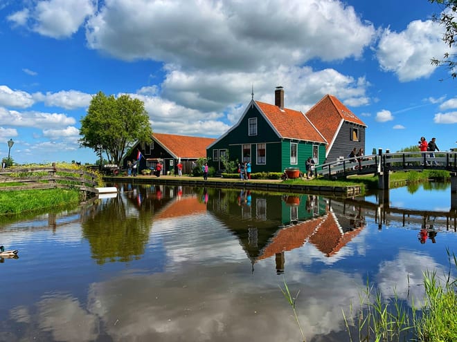 Secrets of Zaanse Schans Self-Guided Exploration Game Tour 5