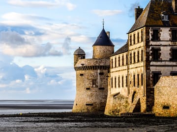Small Group Day Trip from Paris to Mont Saint Michel and Brittany