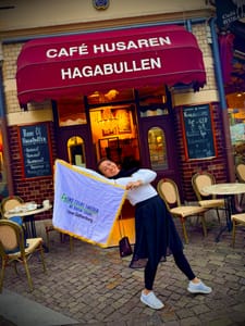 Gothenburg: Universeum & Haga Private Day Tour with Guide