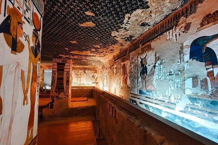 Luxor Day Tour l The Valley of the Queens and Hatshepsut