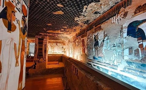 Luxor Day Tour l The Valley of the Queens and Hatshepsut