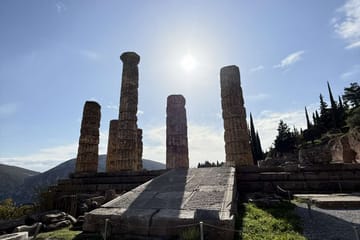 Private Full-Day Tour of Delphi, Arachova, and Hosios Loukas
