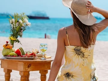 Hula Hula Island Adventure with Lunch from Hurghada