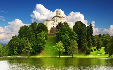 Private Tour of Varaždin and Trakošćan Castle from Zagreb