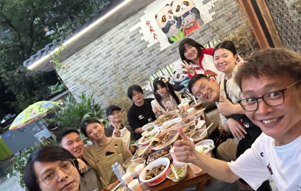 Evening Food Tour of Kunming's Local Cuisine with Guide