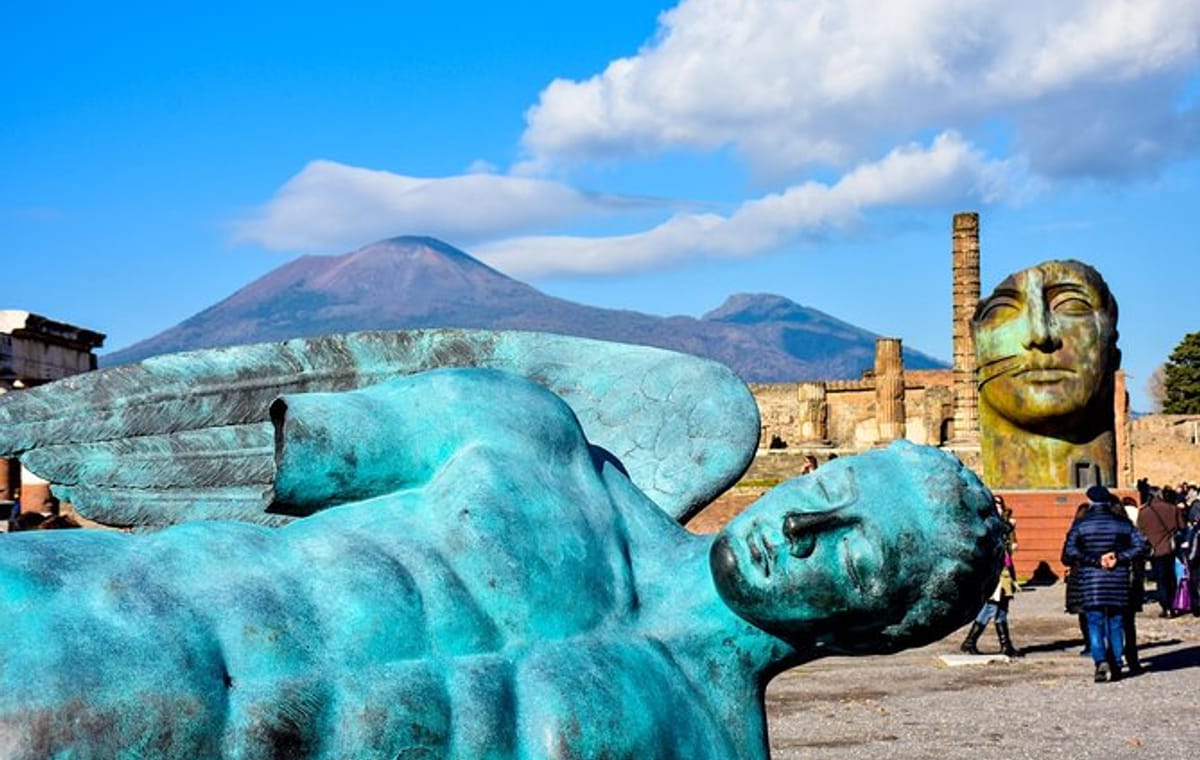 POMPEII & VESUVIUS Tour from Naples – Group Tour