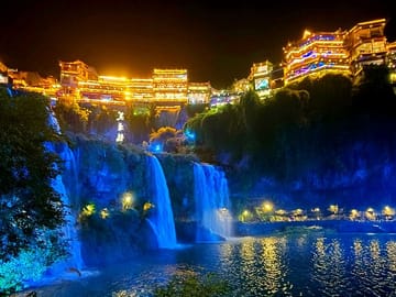 Zhangjiajie: Tianmen Mountain Day Tour + Furong Ancient Town Night Lights