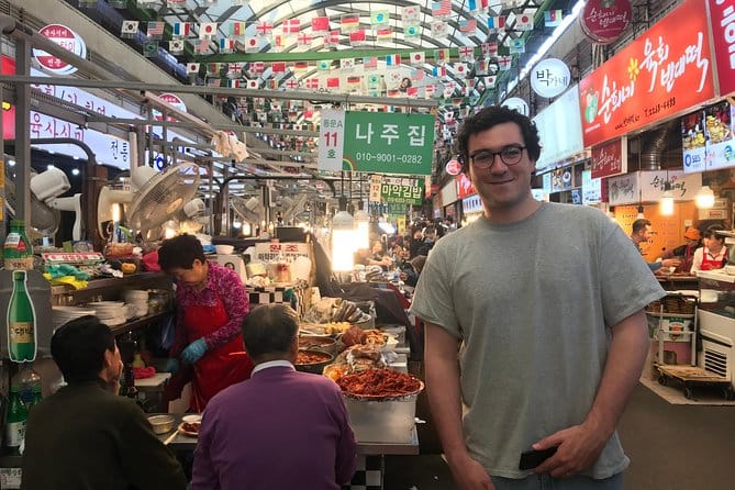 Half-Day Seoul Afternoon Food Tour & 3 Landmarks 4