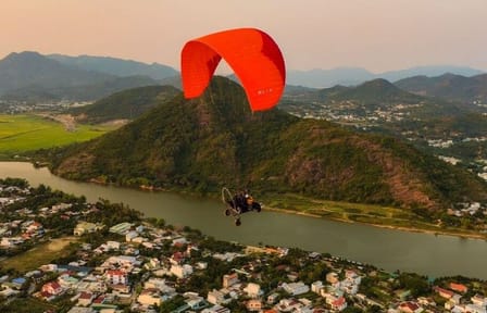 Paramotor Flying Experience Over Nha Trang's Scenic Landscapes
