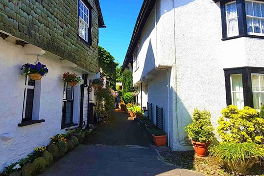 Beatrix Potter: Afternoon Half Day All-Inclusive Tour with an Expert Guide and lake cruise