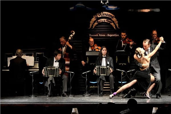Buenos Aires Shore Excursion: La Ventana Dinner and Tango Show