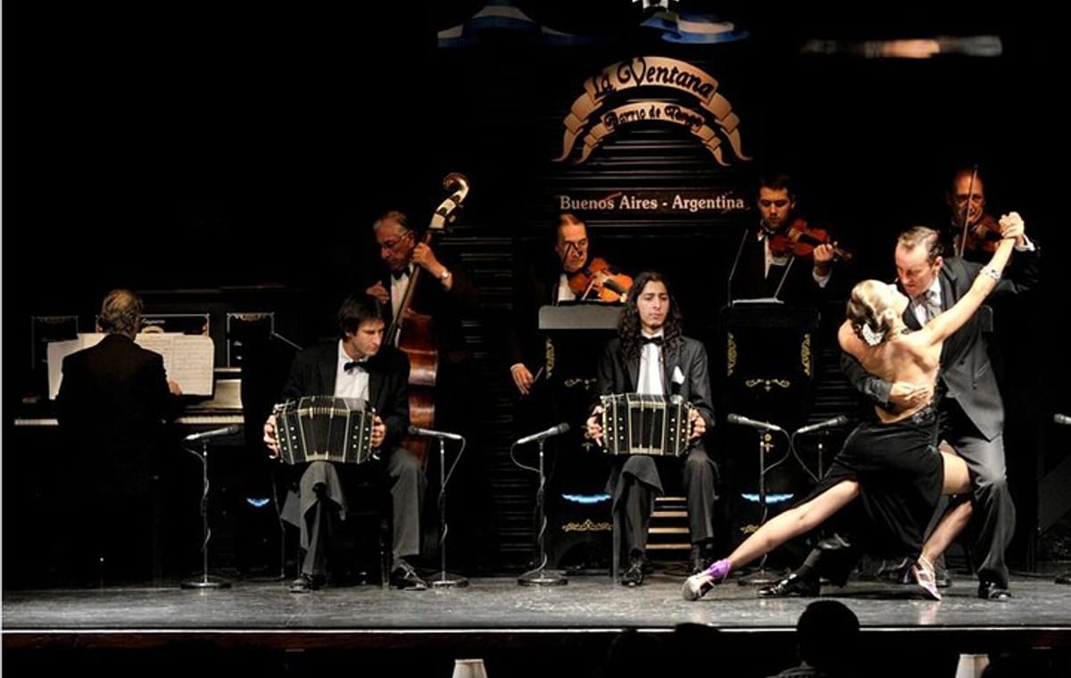 Buenos Aires Shore Excursion: La Ventana Dinner and Tango Show