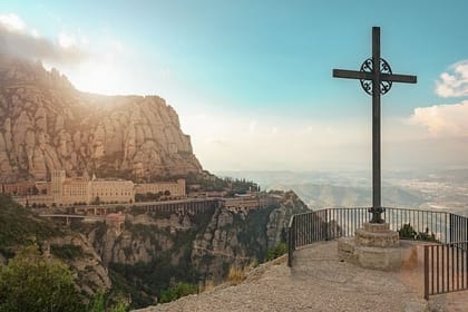 Private Tour from Barcelona to Montserrat (with guide)