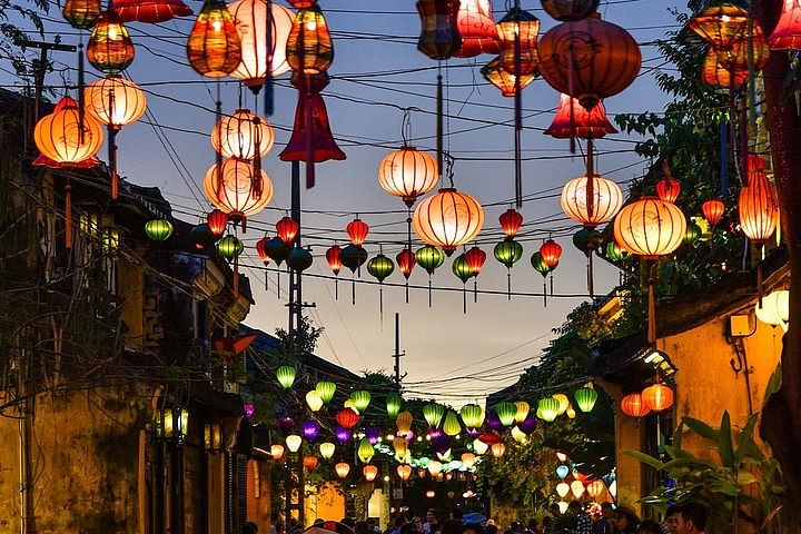 Hoi An Cultural and Culinary Adventure: My Son & Tra Que Village Tour